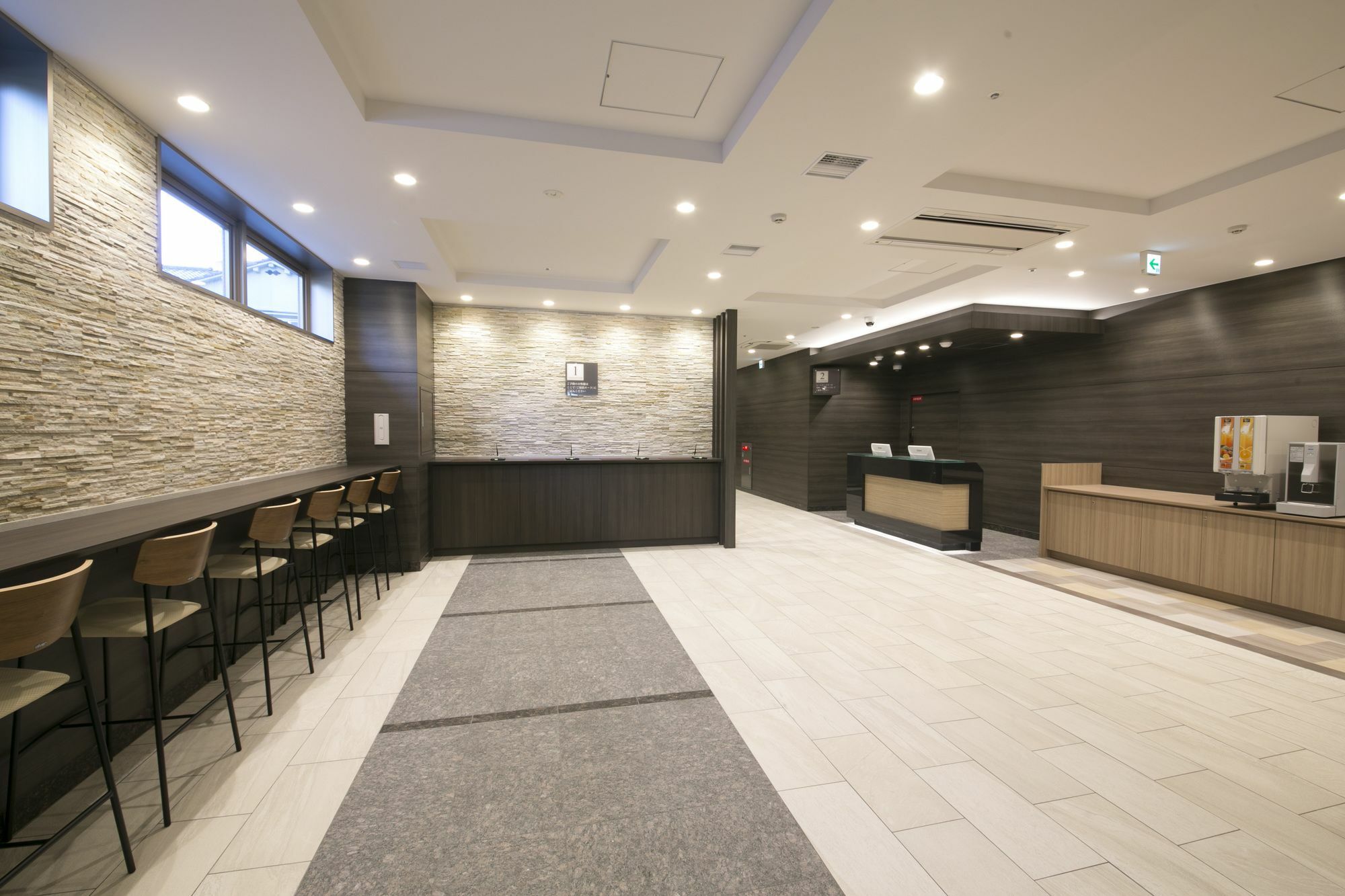Washington R&B Hotel Shin Osaka Kitaguchi Exterior foto
