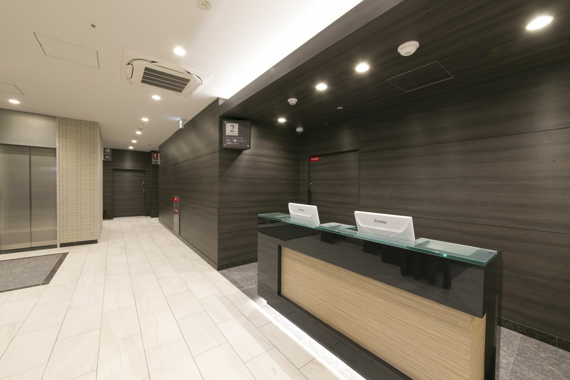 Washington R&B Hotel Shin Osaka Kitaguchi Exterior foto
